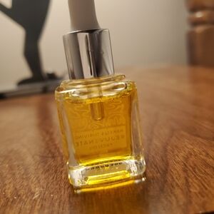 Revive & Rejuvenate Face Oil - Silver Cap with Golden Hue